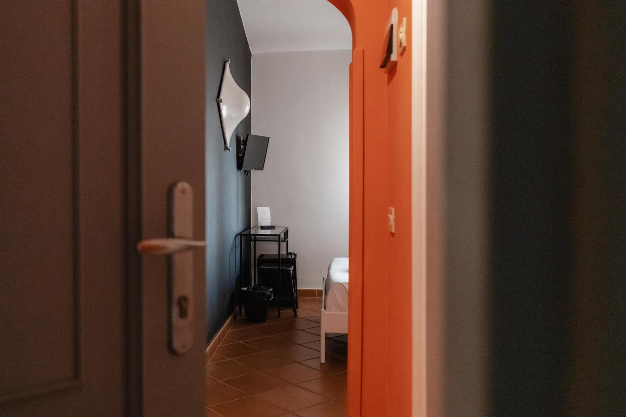 Mami Sabaudia Hotel Extérieur photo